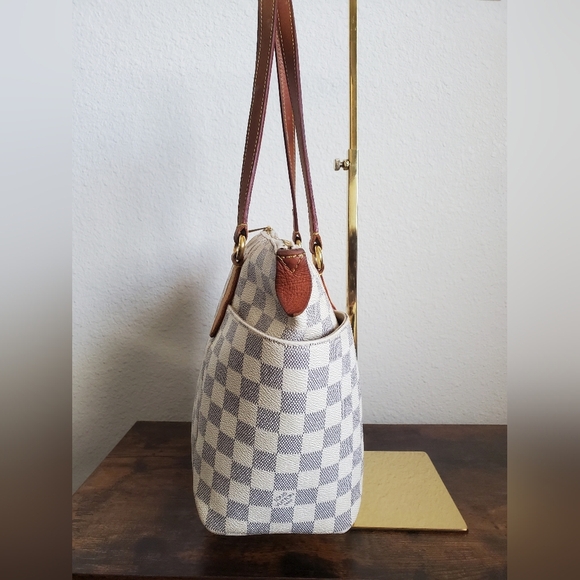 Louis Vuitton Damier Azur Totally PM - Picture 3 of 15